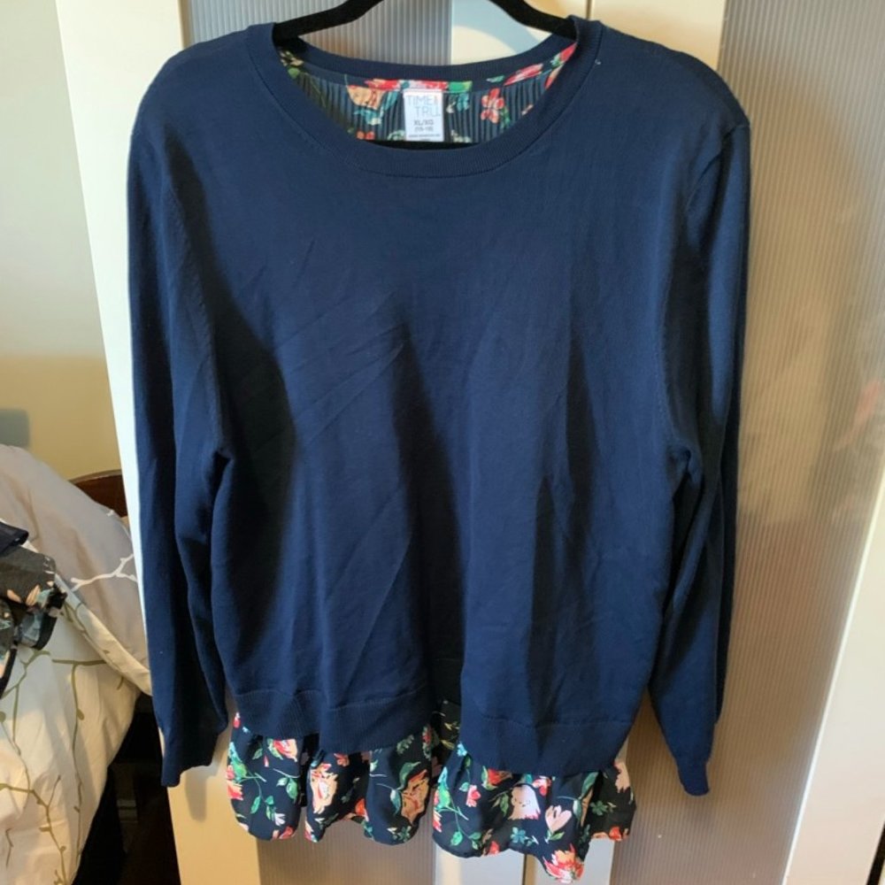Time & Tru XL, Navy & Floral Sweater Blouse